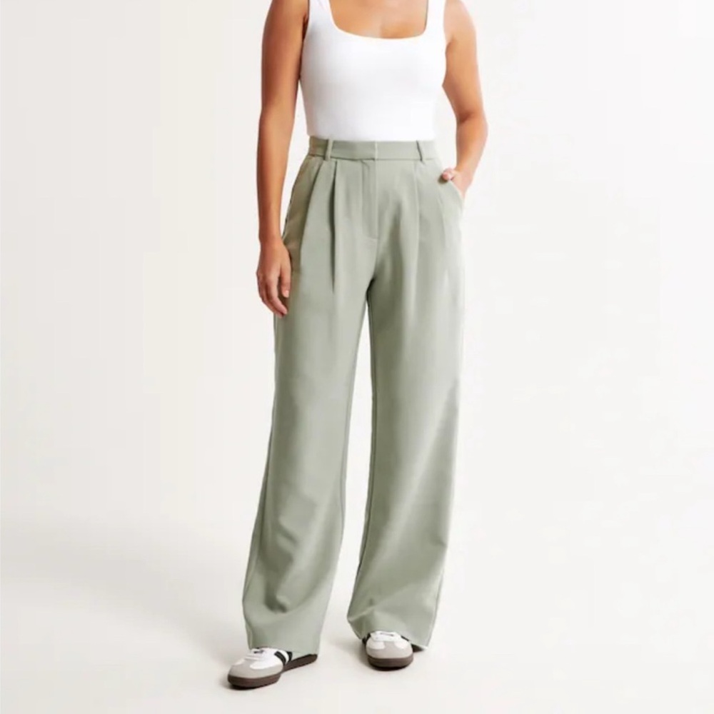 Curve Love A&F Sloane Tailored Pant